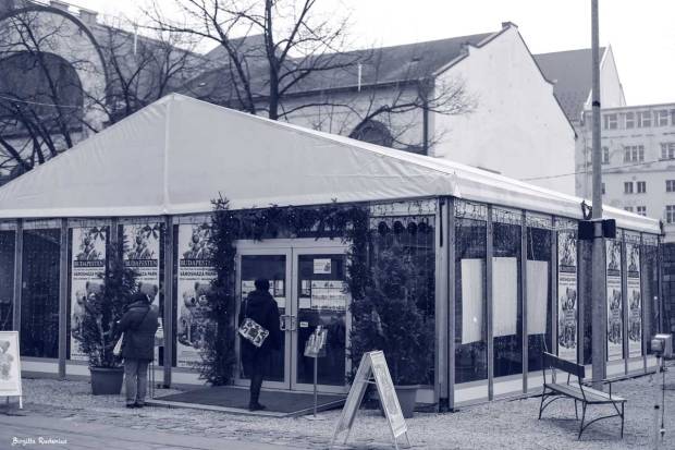 The Glass House, Budapest