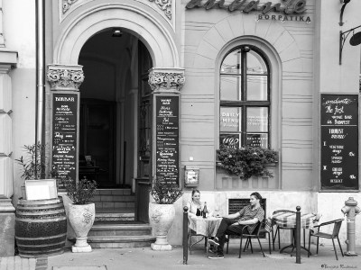 Street Photo - Café Couple.