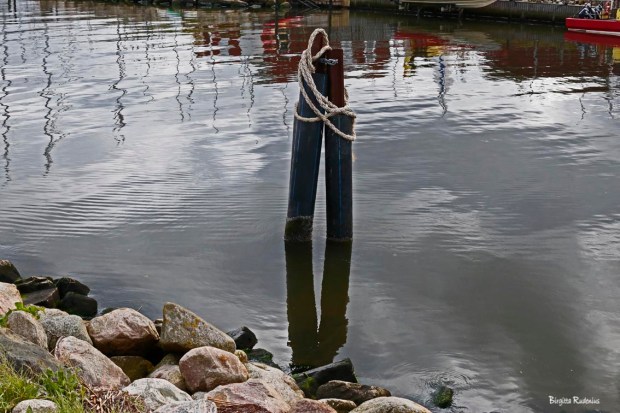 nr2 pålar © Birgitta Rudenius